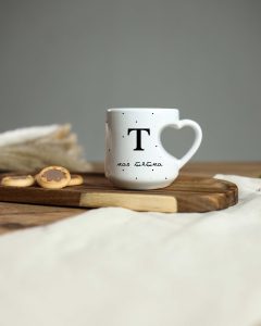 T kao tetka sa ručkom srce šolja