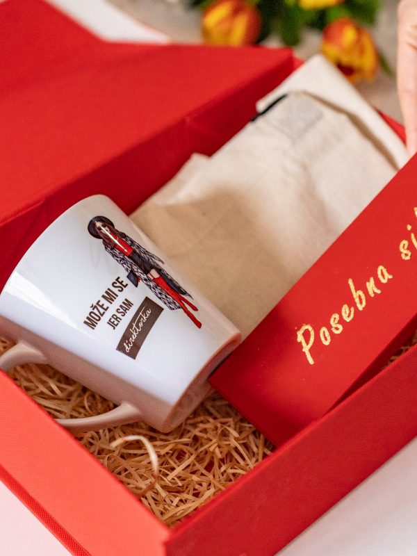 Poklon kutija za direktorku